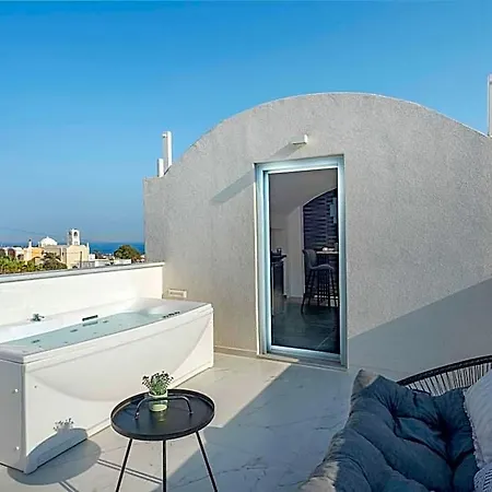 Blackstone Luxury Hotel 4*