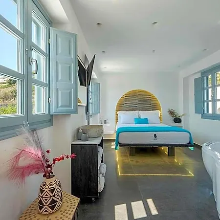 Blackstone Luxury Hotel 4*